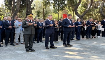 İzmir’de 15 Temmuz şehitleri dualarla anıldı