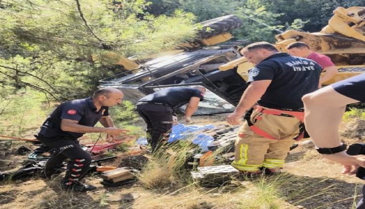 Manisa’da greyder devrildi: 1 ölü
