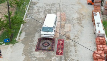 Manisa’da şaşkına çeviren halı eskitme yöntemi