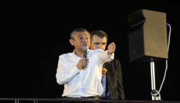 Özel, Adana'da konuştu: İzmir'in iradesine göz diktiler