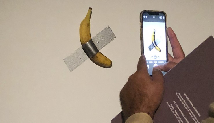 Sanat eserini yemeye doyamadılar