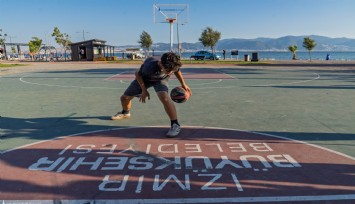 Spor istasyonlarının üçüncüsü Bostanlı’da hizmete açıldı