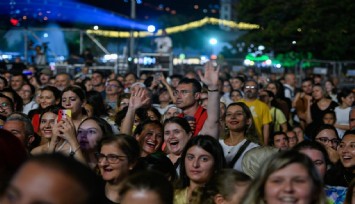 94. İzmir Enternasyonal Fuarı’na büyük ilgi: İlk günden binlerce ziyaretçiyi ağırladı