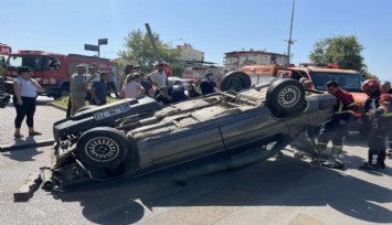 Aydın’da otomobil refüje çıkarak takla attı: 2 kişi yaralandı