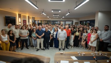 Aydın'daki CHP'li Belediye Başkanları Kuşadası'nda bir araya geldi