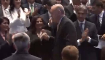 Çerçioğlu AK Parti saflarında: 24. Yıl dönümünde Erdoğan sahneye çıkarken alkışladı