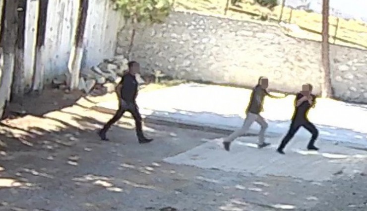 CHP’li Belediye Başkanı, zabıtaları sopayla dövdü: İkinci vuruşunda sopa kırıldı