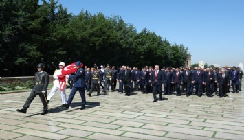 Cumhurbaşkanı Erdoğan başkanlığındaki devlet erkanı, Anıtkabir'i ziyaret etti