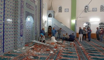 Depremde zarar gören camiyi incelemek istedi: Üzerine malzeme düşmesi sonucu hayatını kaybetti
