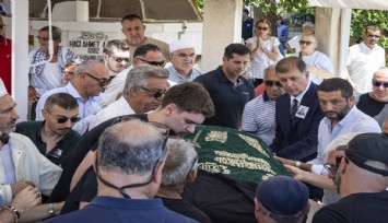 Foça’da hüzün: Nihat Dirim’in oğlu son yolculuğuna uğurlandı