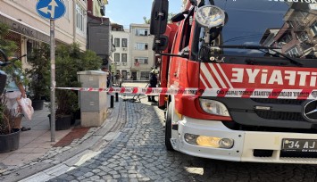 İstanbul'da 3 katlı binada yangın paniği