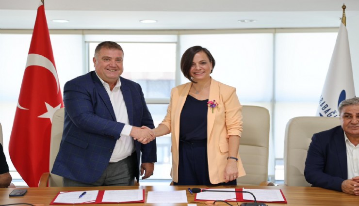 Karabağlar Belediyesi şoför esnafına %5 mazot indirimi uyguladı