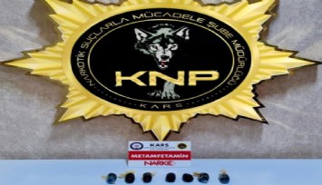 Kars’ta İranlı uyuşturucu kuryesi makatına sakladığı uyuşturucuyla yakalandı