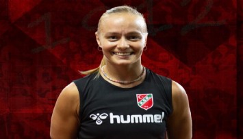 Karşıyaka, libero Alara Altundağ’ı kadrosuna kattı