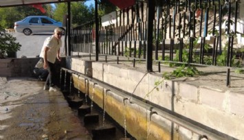Manisa’da kaynak suyu boşa akıyor: Vatandaşlar çözüm istiyor
