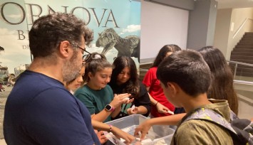 Minik kaşifler Bornova’da bilimin izinde