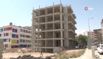 Müteahhit kendisini ihbar etti: Bina mühürlenerek yıkımı yapıldı