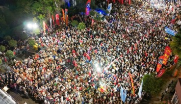 Özgür Özel'den Beyoğlu mitinginde önemli açıklamalar