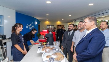 Şato’nun terasları İzmirliler için sosyal yaşam alanına dönüştü