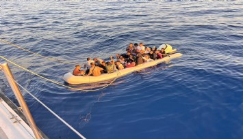 Seferihisar açıklarında can pazarı: 13’ü çocuk 43 göçmen kurtarıldı