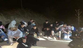 Yunanistan’ın geri ittiği 30 düzensiz göçmen kurtarıldı