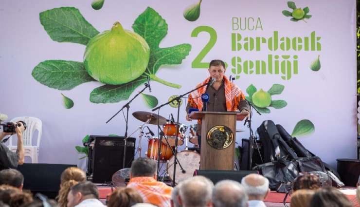 Bardacık Festivali’nde Başkan Tugay’dan üreticiye destek: 'Çiftçimizin sıkıntısını görmezden gelemeyiz'