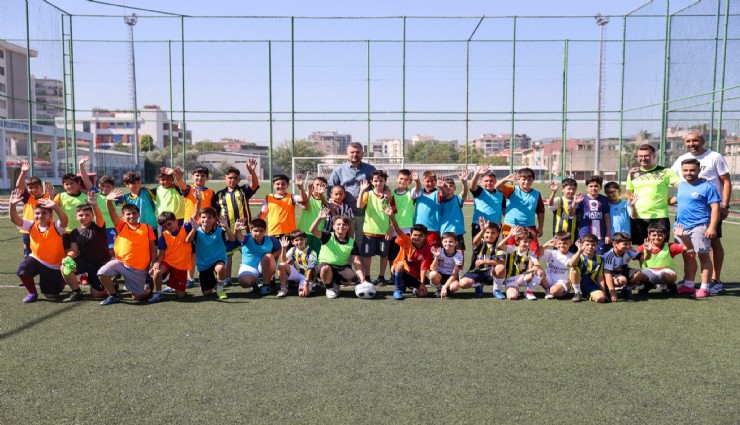 Buca Belediyesi’nden ücretsiz kick boks ve futbol kursları