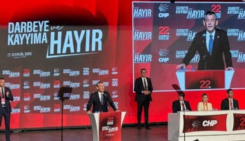CHP Genel Başkanı Özgür Özel 835 oyla yeniden başkan