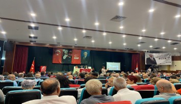 CHP Konak İlçe örgütü yeni başkanını seçiyor: Atahan ve Kalmaz karşı karşıya