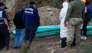 Göçük altında kalan iki çiftçinin cenazeleri morga kaldırıldı