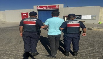 Hırsızlık suçundan hapis cezasıyla aranan şahsı jandarma yakaladı