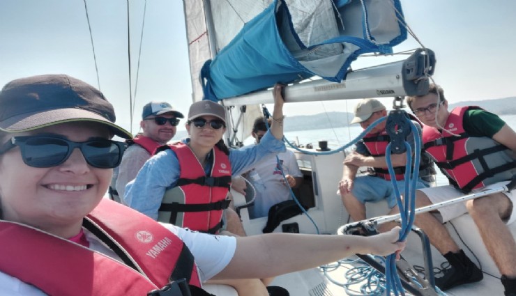 İZDENİZ’den İzmir Marina’da yelken eğitimleri