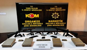 İzmir'de belirlenen adrese büyük operasyon :4 kilonun üzerinde kokain ele geçirildi