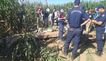 İzmir'de eğitim uçağı mısır tarlasına düştü: 1 pilot hayatını kaybetti
