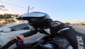 İzmir’de motosiklet sürücüsü kapı açma kazasında yaralandı