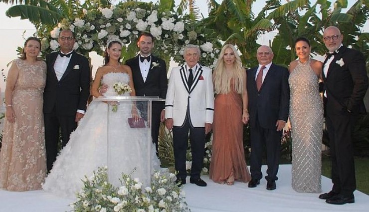 İzmir'de Rahmi Koç'tan evlilik öğüdü: 'Uzun vadede elliye elli getirmek lazım'