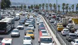 İzmir’de ulaşıma yeni yıl zammı: Taksi, dolmuş ve servisçilere vergi muafiyeti kalktı