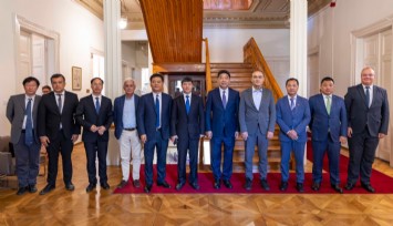 İzmir ile Çin arasında iş birliği görüşmeleri: Deniz ulaşımı değerlendirildi