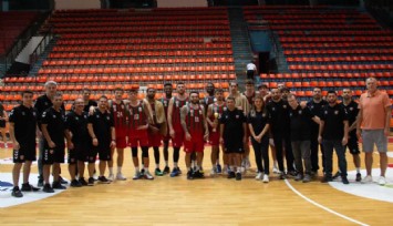Karşıyaka Basketbol, Bobi Petkovski Cup’ı şampiyon tamamladı