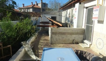 Menteşe'de fırtına minareyi yıktı, ağaçları söktü