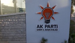 AK Parti İzmir'de teşkilat revizyonu: 4 ilçe başkanı görevden alındı