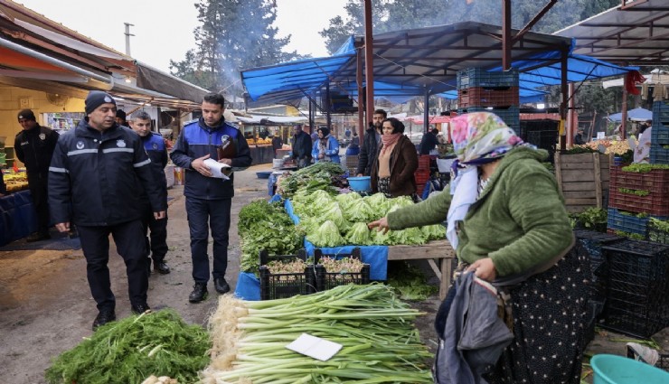 Buca Belediyesi’nden pazar yerlerinde kayıt dışı operasyonu