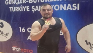 Denizlili halterci Hakan Dağ Türkiye şampiyonu