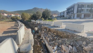 Foça'da mahalle bölen çalışma