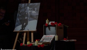 İzmir'de Uğur Mumcu anması: Onun ışığı hala yolumuzu aydınlatıyor