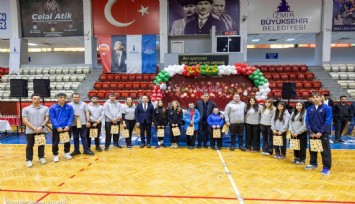 İzmir’e 2025’te madalya yağmuru