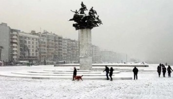 İzmir'e kar geliyor: Meteoroloji yarın bazı ilçelerde kar yağacağını duyurdu