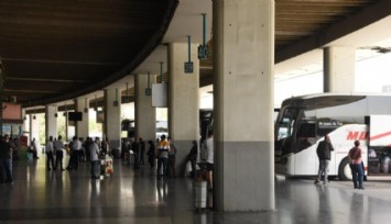 İzmir Otogarı’nda dolandırıcılık skandalı büyüyor: 8 parça sahte ürüne 65 bin TL verdiler