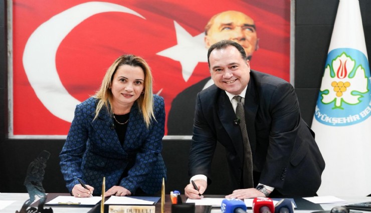 Manisa'da emeklilerin ilaç katkı paylarını belediye karşılayacak