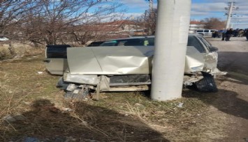 Otomobil mopedle çarpıştı: Anne can verdi, oğlu ağır yaralı